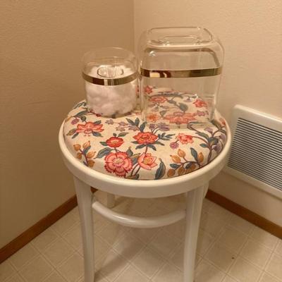 Vanity stool