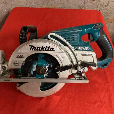 Sale Photo Thumbnail #80: Makita xsr01 circular saw