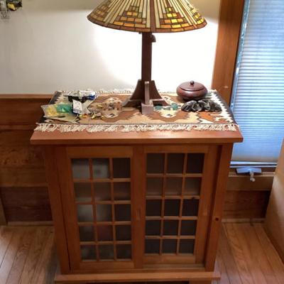 Sale Photo Thumbnail #224: Vintage stained glass table lamp