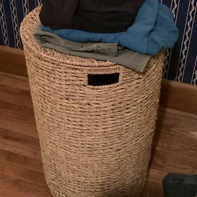 Sale Photo Thumbnail #220: Round wicker basket