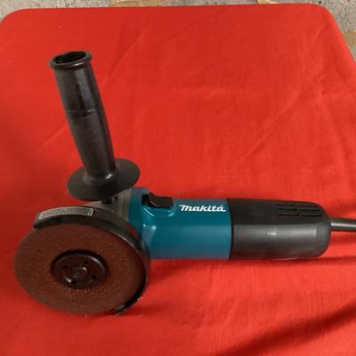 Sale Photo Thumbnail #81: Makitta 9557nb angle grinder