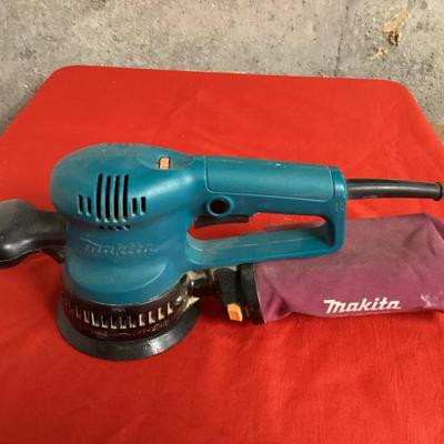 Sale Photo Thumbnail #69: Makita bo5021 orbital sander