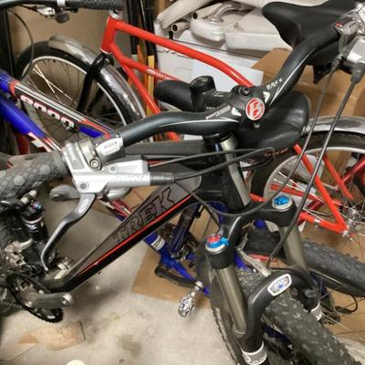 Sale Photo Thumbnail #21: Bicycles trek and worksman bikes