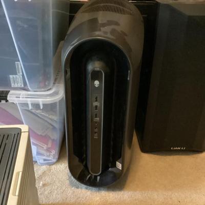 Sale Photo Thumbnail #112: Alienware aurora ryzen edition r14 desktop computer