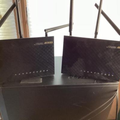 Sale Photo Thumbnail #113: Asus rt ac68u router