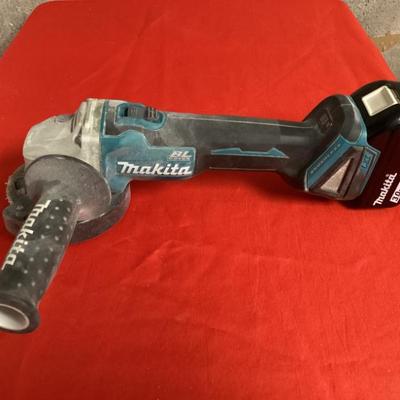 Sale Photo Thumbnail #78: Makita xag03 angle grinder