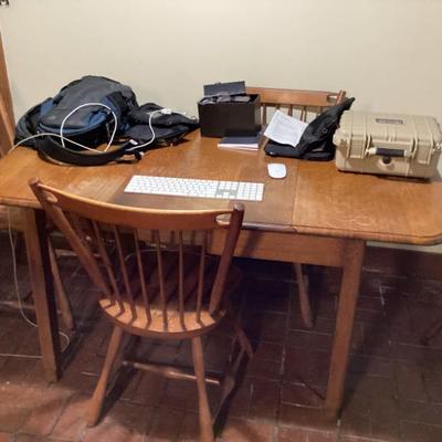 Sale Photo Thumbnail #241: Oak table and 4 chairs