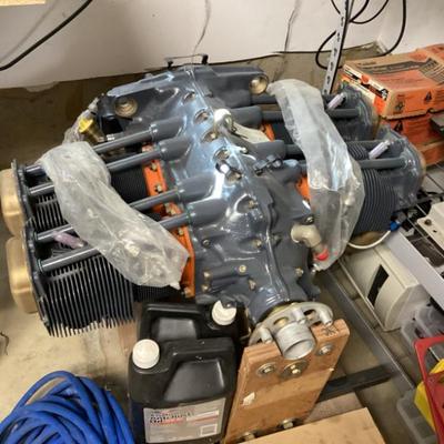 Sale Photo Thumbnail #13: Airplane engine
