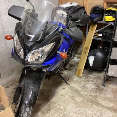 Suzuki DL 650 Motorcycle