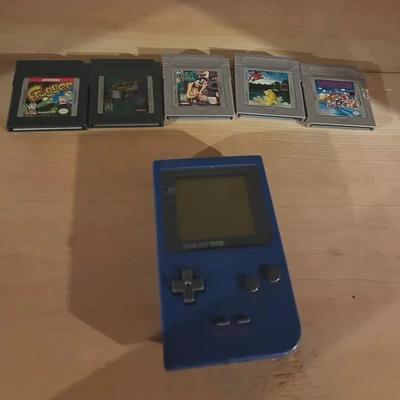 Nintendo Gameboy Pocket and (5) Games