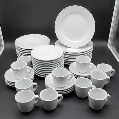 Williams Sonoma White "Everyday Dinnerware"