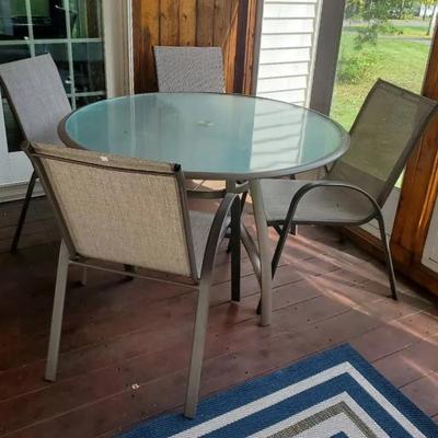 Patio Table and (5) Chairs
