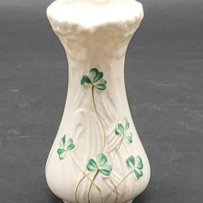 Small Belleek "Daisy Bud" Vase