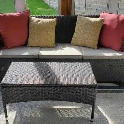 Faux Wicker 5 Piece Patio Set