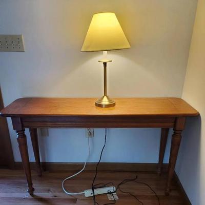 Metal Table Lamp & Console Table