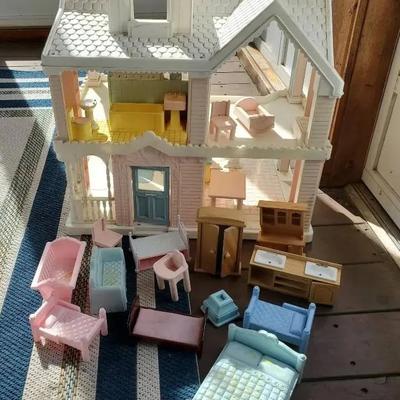 Doll House W/ Furniture
