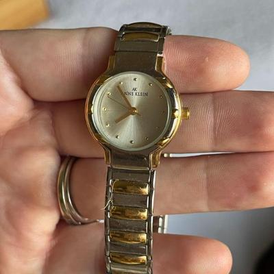 Sale Photo Thumbnail #29
