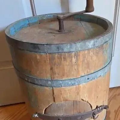 American Antique Barrel Style Wooden Butter Churn With Turn Handle