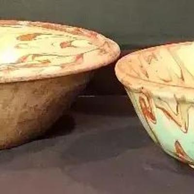 Vintage Pottery Mixing Bowls with Marbled Glaze