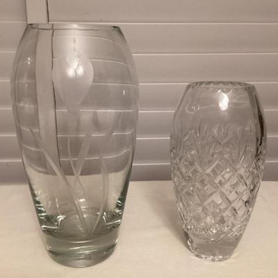 MFS013 Two Crystal Vases