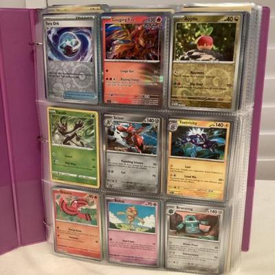 MFS022 Binder Full Of Over 800 Pokémon Trading Cards (A)