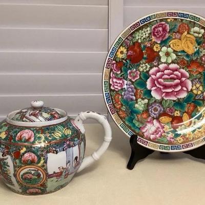 MFS111 Chinese Porcelain Rose Medallion Tea Pot & Floral Plate