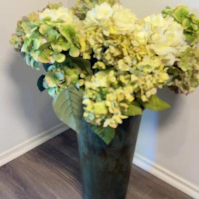 Chrysanthemum Flower Arrangement