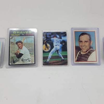 Vintage Baseball Trading Cards 