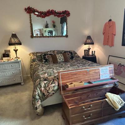 Sale Photo Thumbnail #152