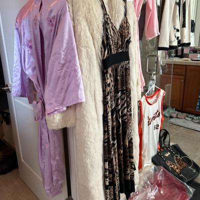 Sale Photo Thumbnail #129