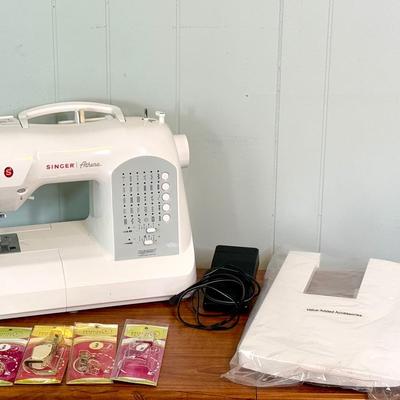 Singer Athena 2009 Sewing Machine with Foot Pedal, Attachments & Accessories