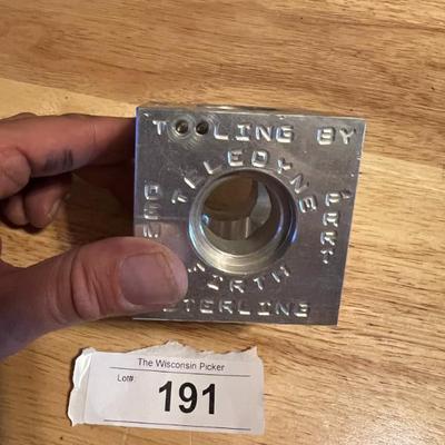 Sale Photo Thumbnail #733
