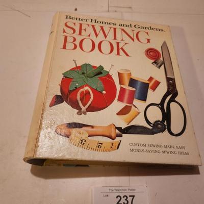 Sale Photo Thumbnail #922