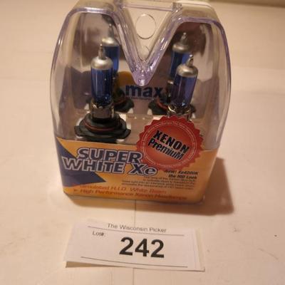 Sale Photo Thumbnail #946