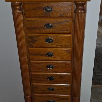 Sale Photo Thumbnail #107