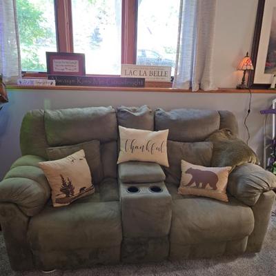 Sale Photo Thumbnail #135