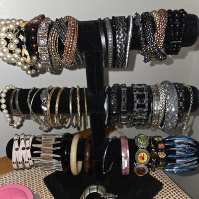 Sale Photo Thumbnail #103