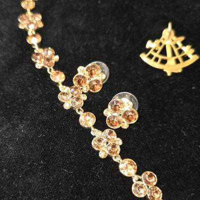 Sale Photo Thumbnail #42