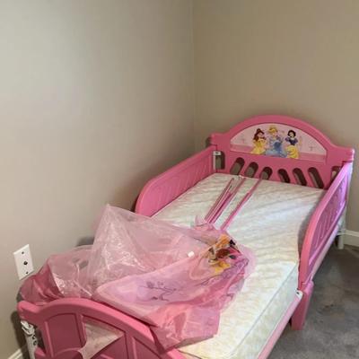 Disney Princess Themed Toddler Bed.