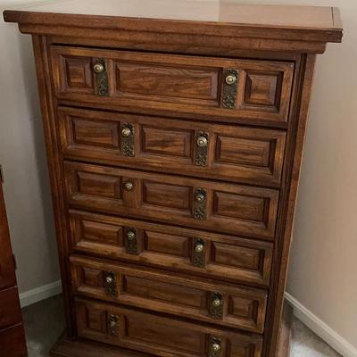 Wooden Chest of Drawers
