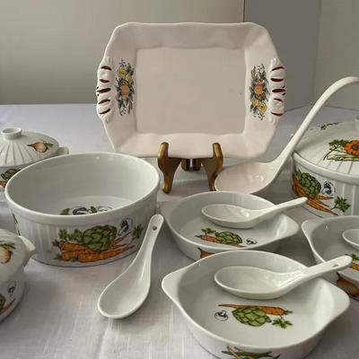 Styson Inc, Japan 18 Piece Asian Rice/Soup Collection