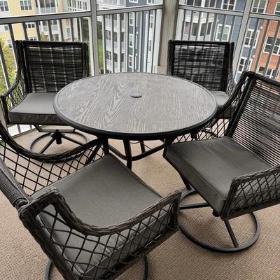 Rockbridge Dining Set