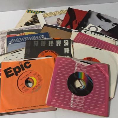 Vintage 1970s – 80s 7 inch singles 45 rpm record collection- Lot 2