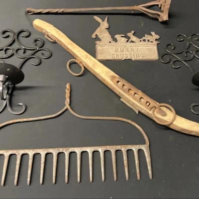 Rustic Treasures & Farmhouse Finds! - A Unique Collection Of Vintage & Antique Western & Farm Decor!