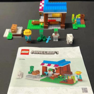 Lego Minecraft The Bakery Building 21184