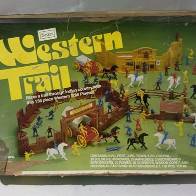 Vintage 1970s Sears Western Trail Fort Frontier Town, Corral. Cowboys & Indians Figures