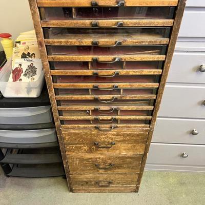 Sale Photo Thumbnail #529
