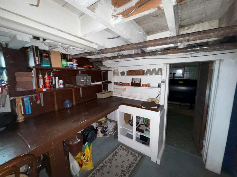 Sale Photo Thumbnail #32