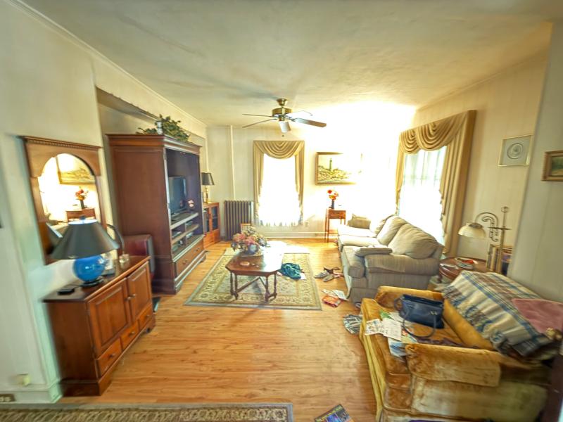Sale Photo Thumbnail #5