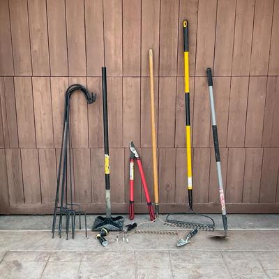 Lawn & Garden Essentials